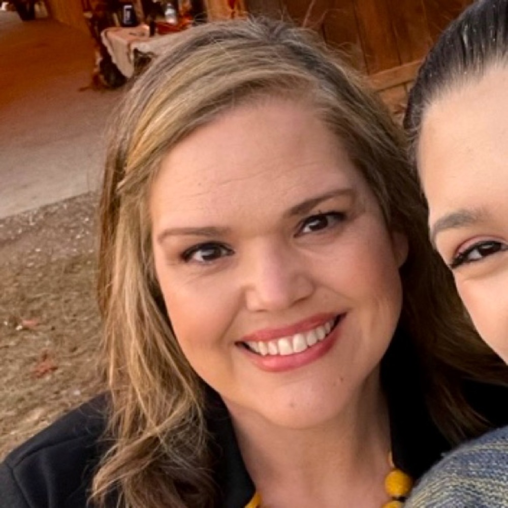 Meet your Posher, Julie